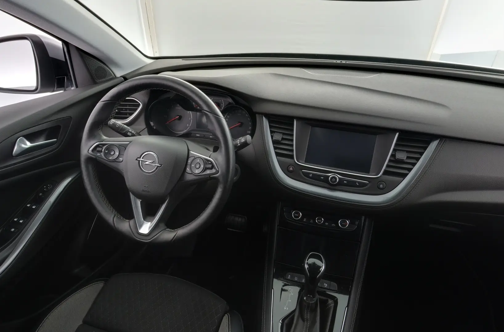 Car Image - 3XTe5u854KaV1hoi4eLIH