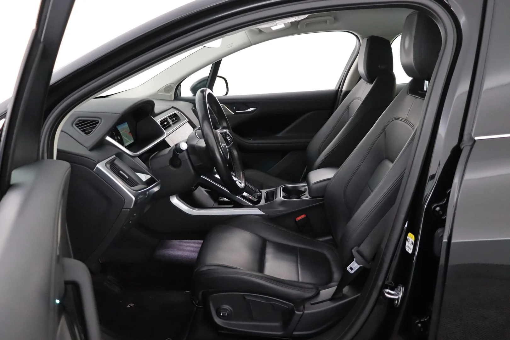Car Image - 7CxCasGOnmChsGmOVMVRMo