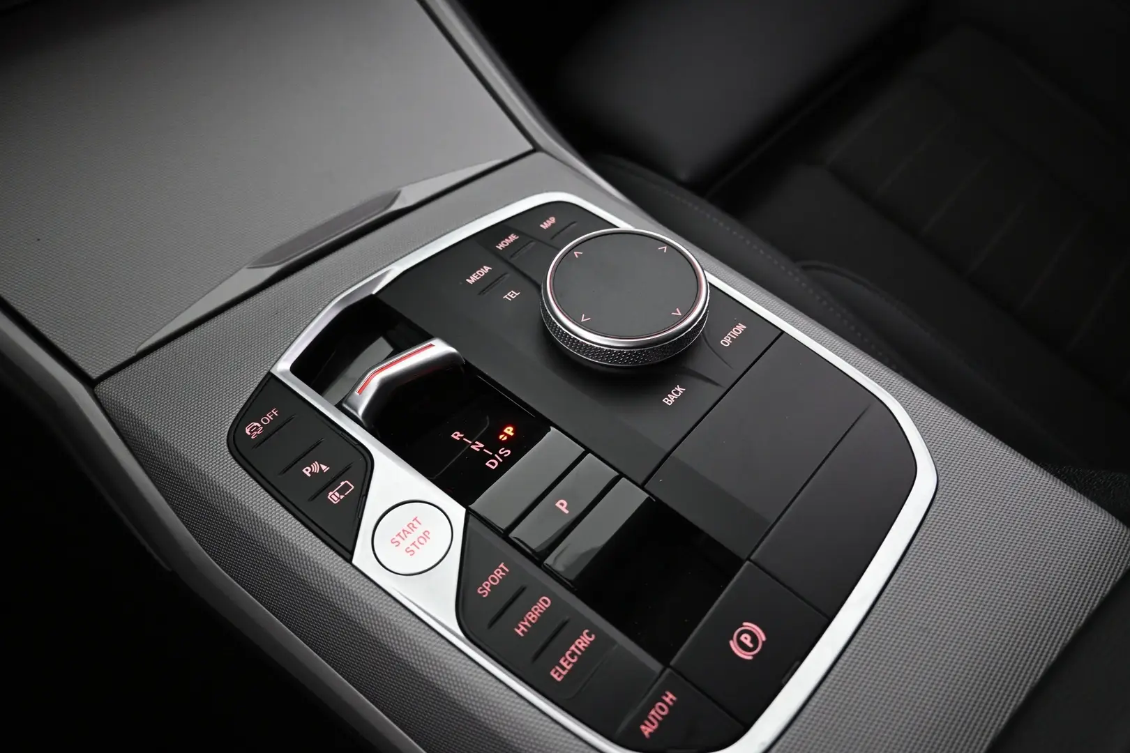 Car Image - qNxUTuagSGt0UBhXRnP6d