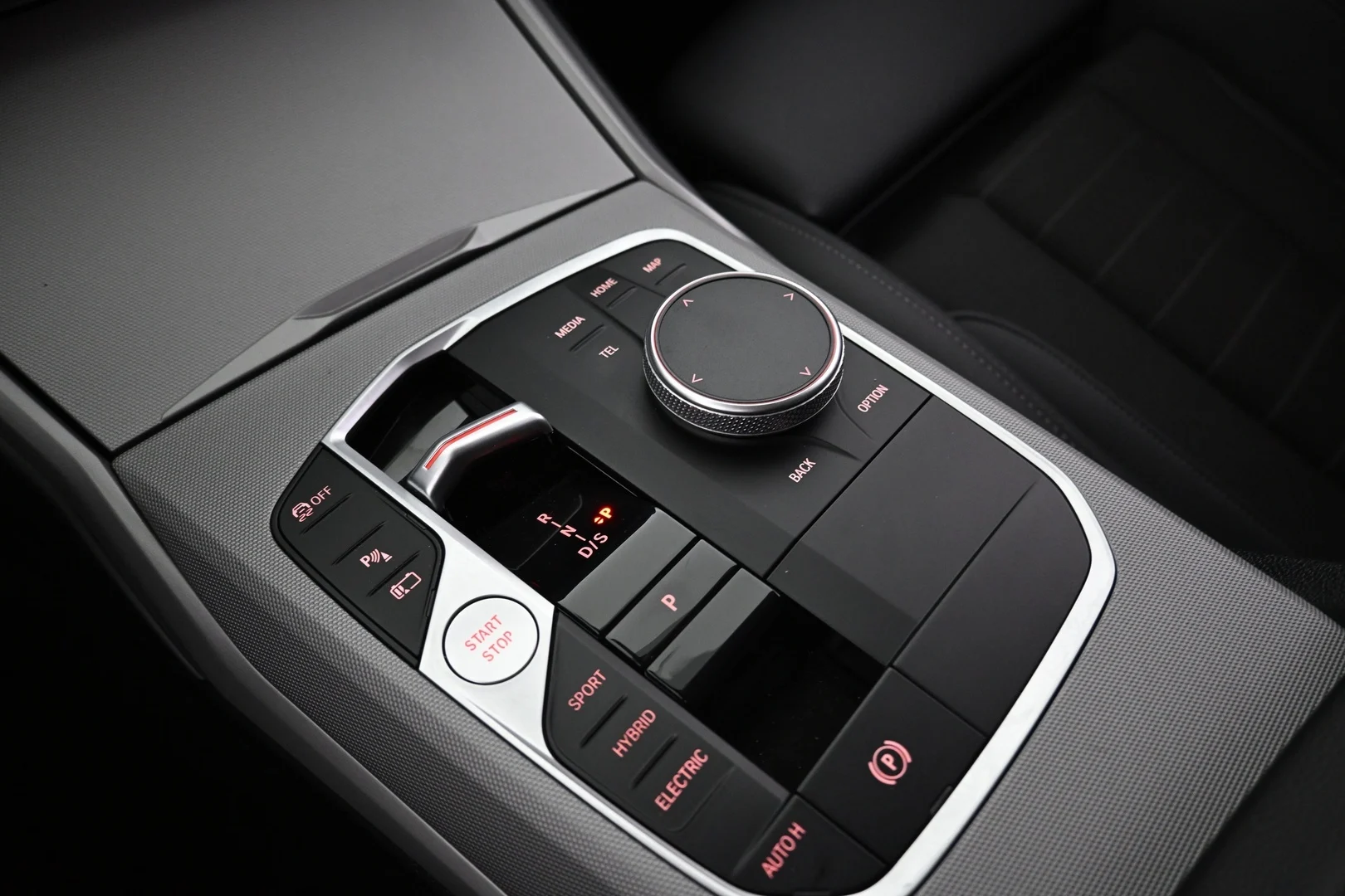 Car Image - qNxUTuagSGt0UBhXRnP6d