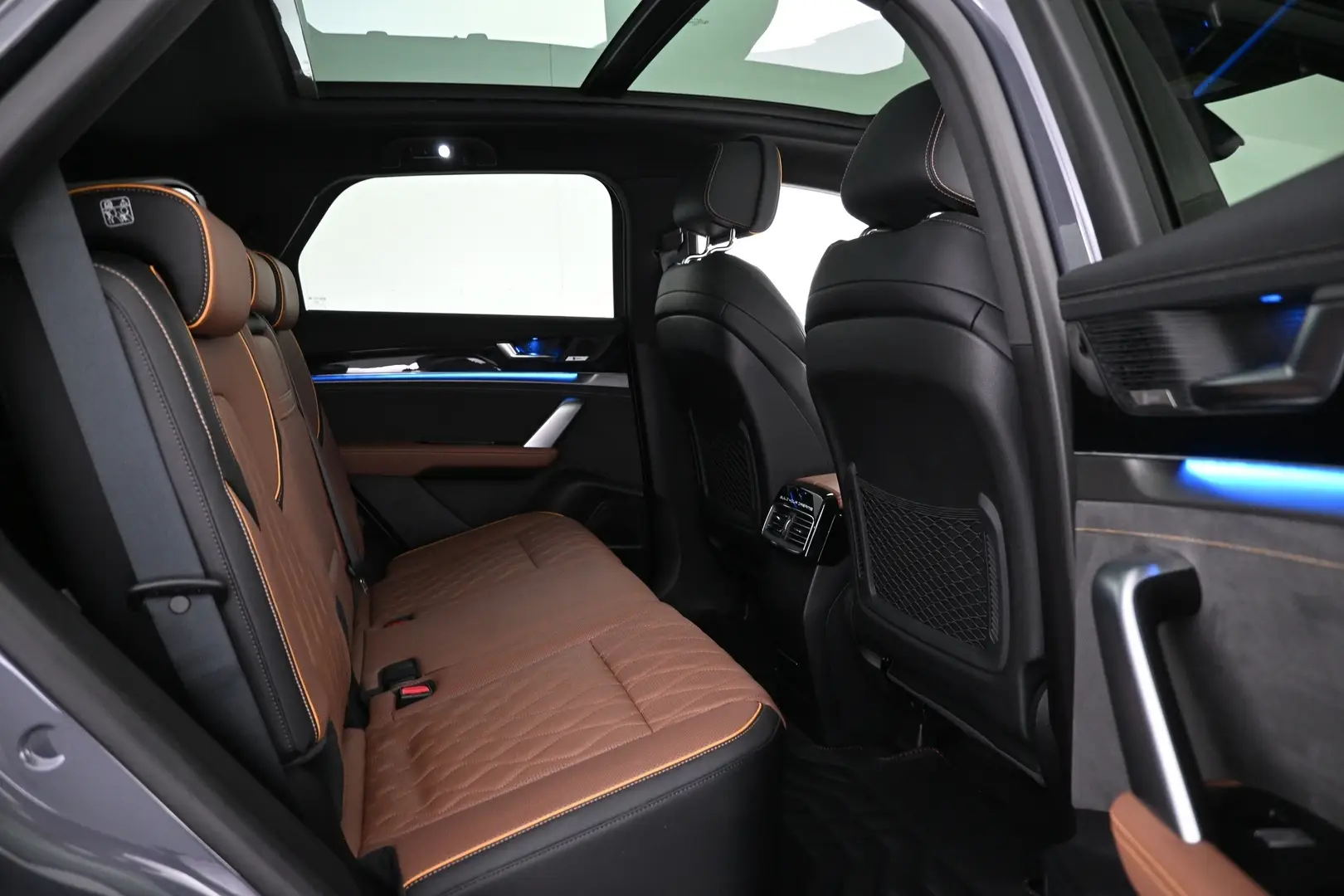 Car Image - ieLDfQRhAa0Bd3AwT5lmD