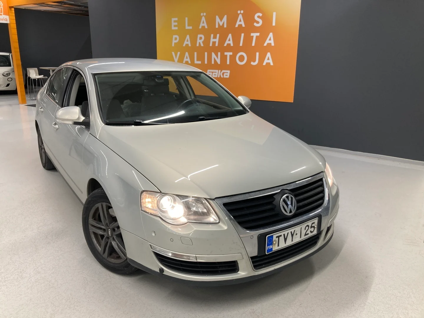 Car Image - 6ITZa21Z6zIXlymFZeH3dM
