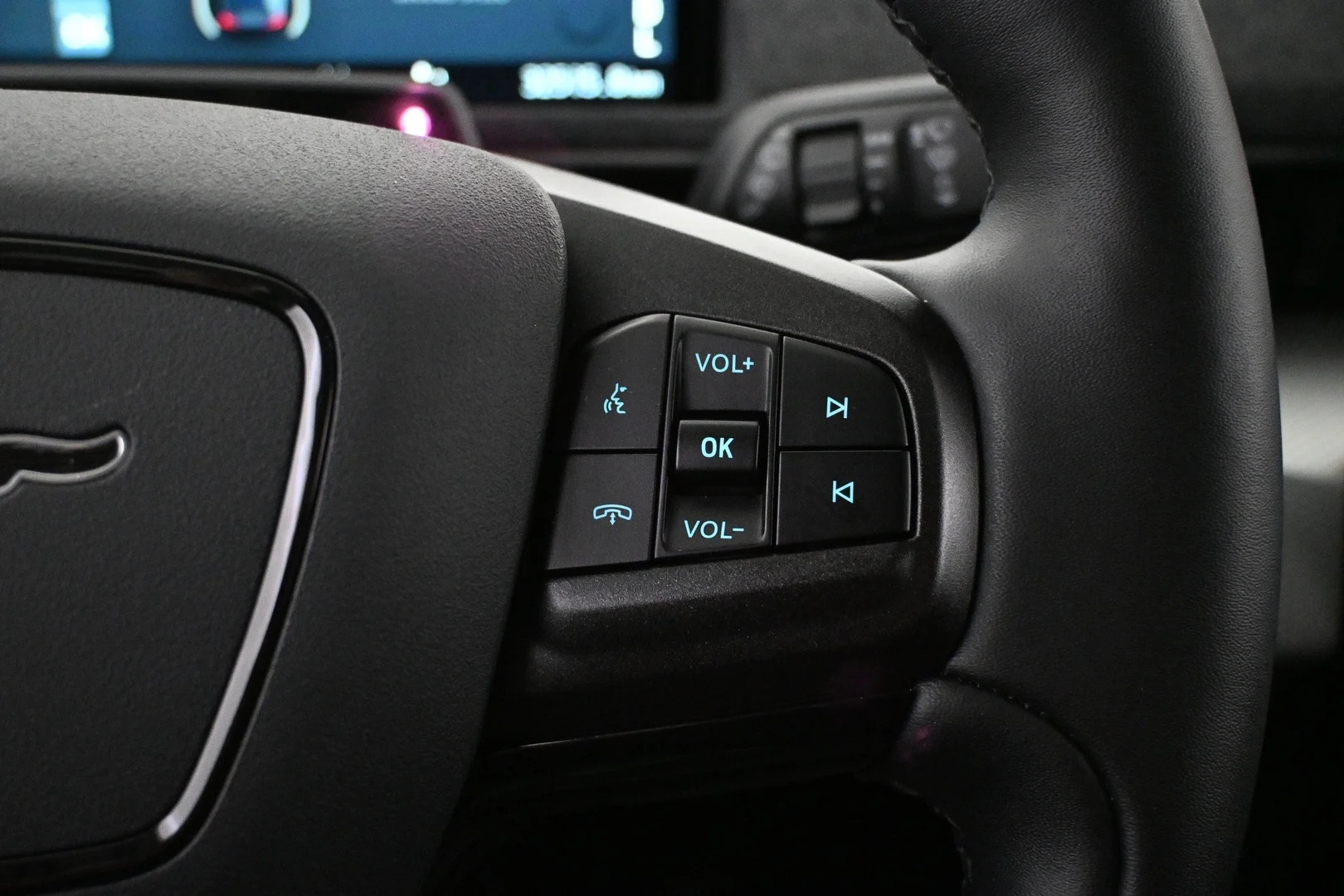 Car Image - DhB4yIq5ojQqoMTRX5c97