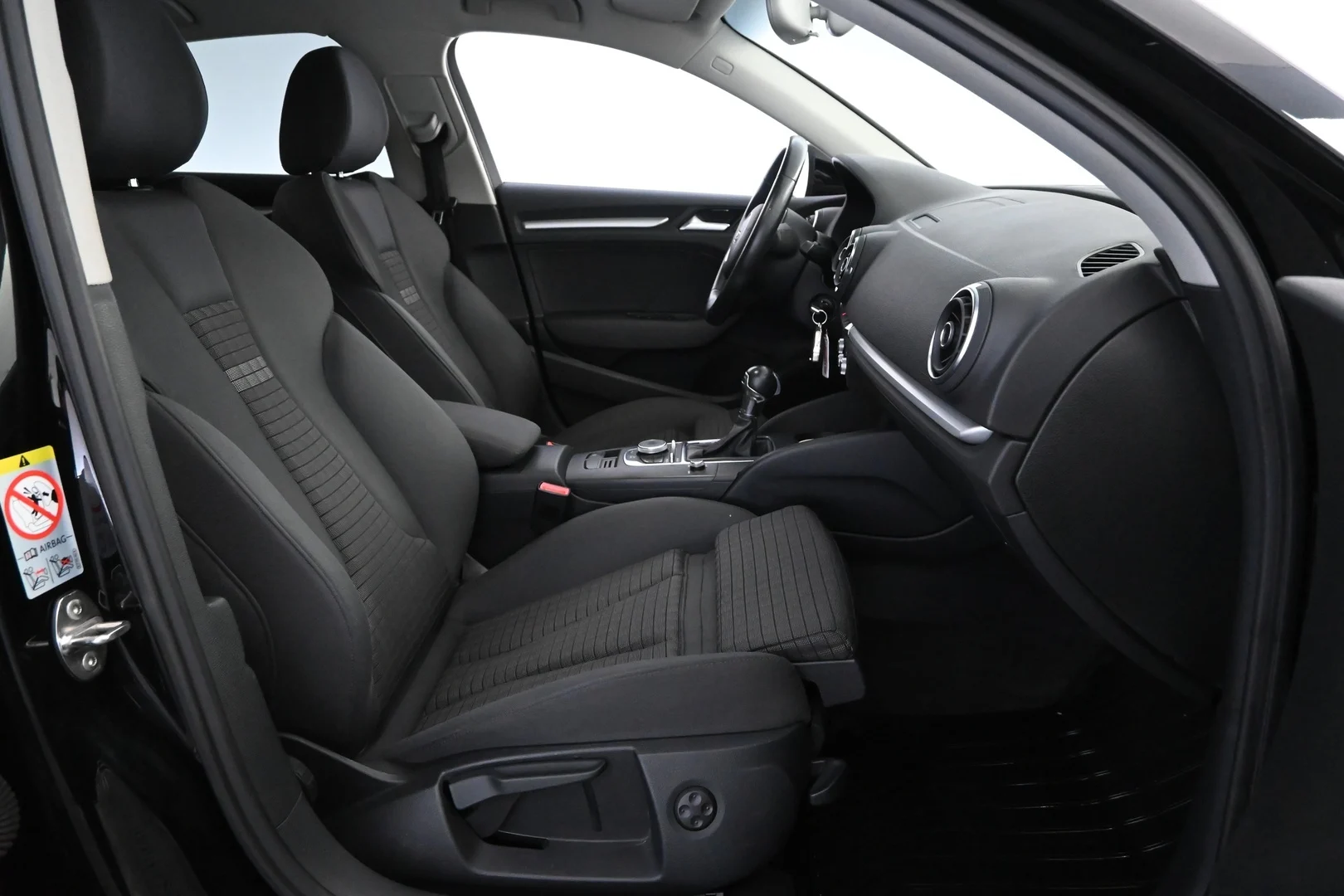 Car Image - 7hyIEUbNfscQHaXLREnNXZ