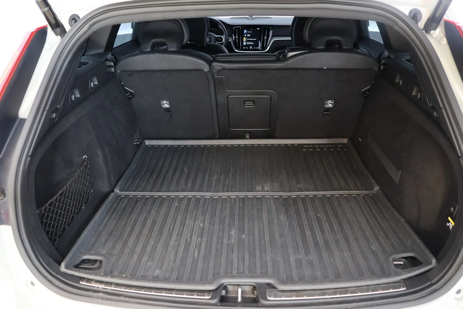 Car Image - 6nxpujXsPvUgXlwsxyfq8B