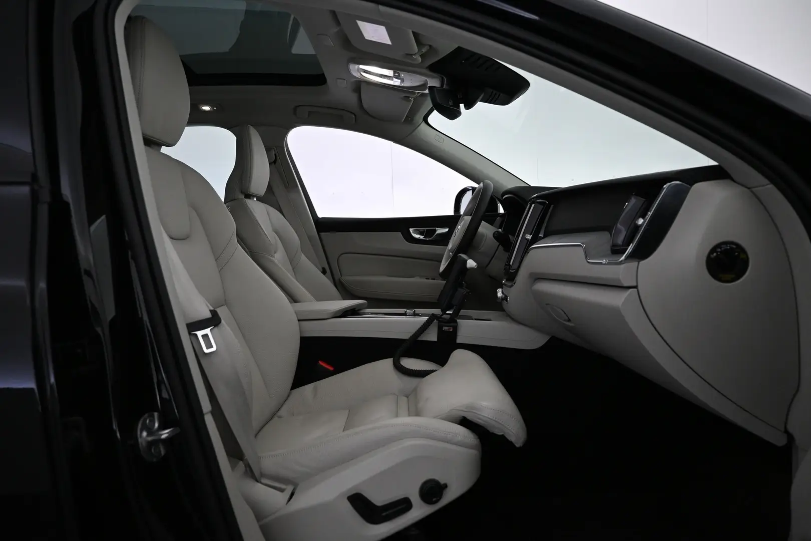 Car Image - 1honEnMVDRa8UUmDFMWw48
