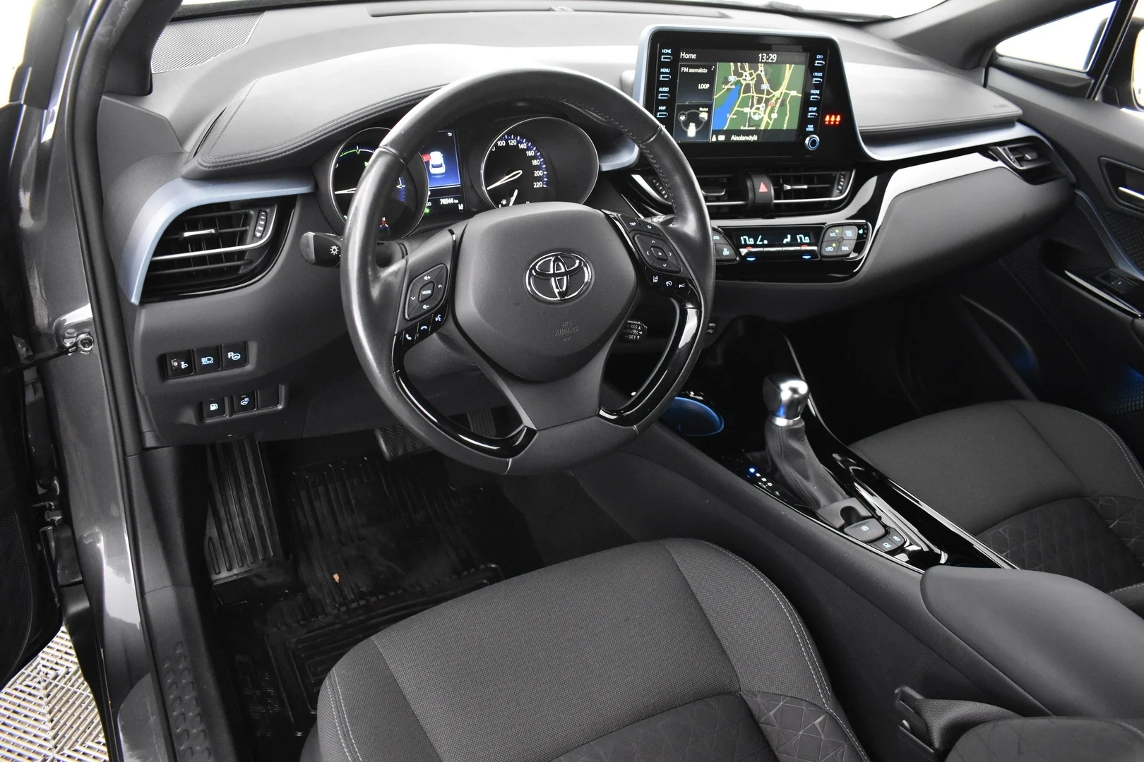 Car Image - 4nSNO6R8smiD8kWwp5KvVx