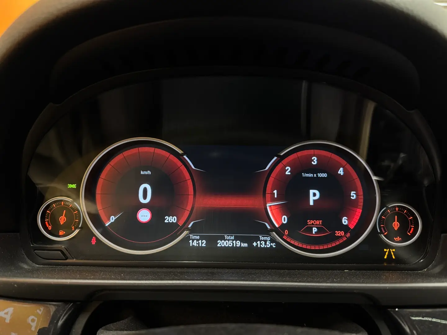 Car Image - 2QlVBRasV1XKM1xrVUv5nd