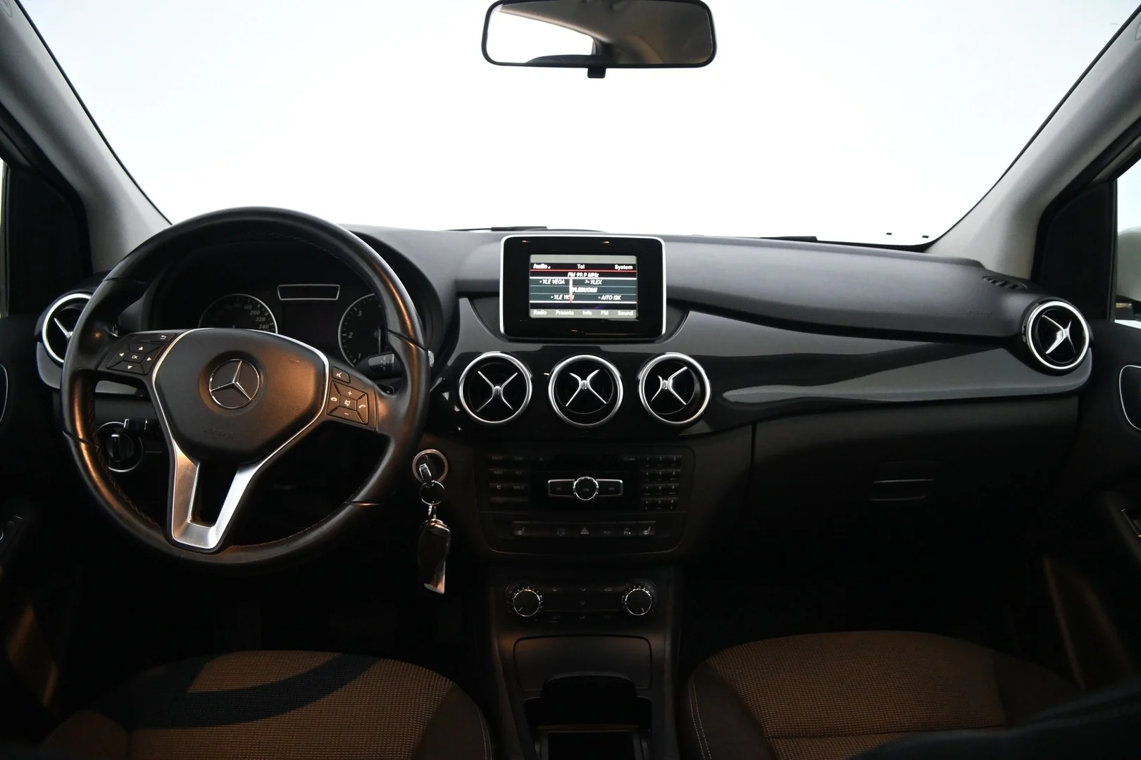 Car Image - 5vHztEgPy8s2gr4xpNGzbJ