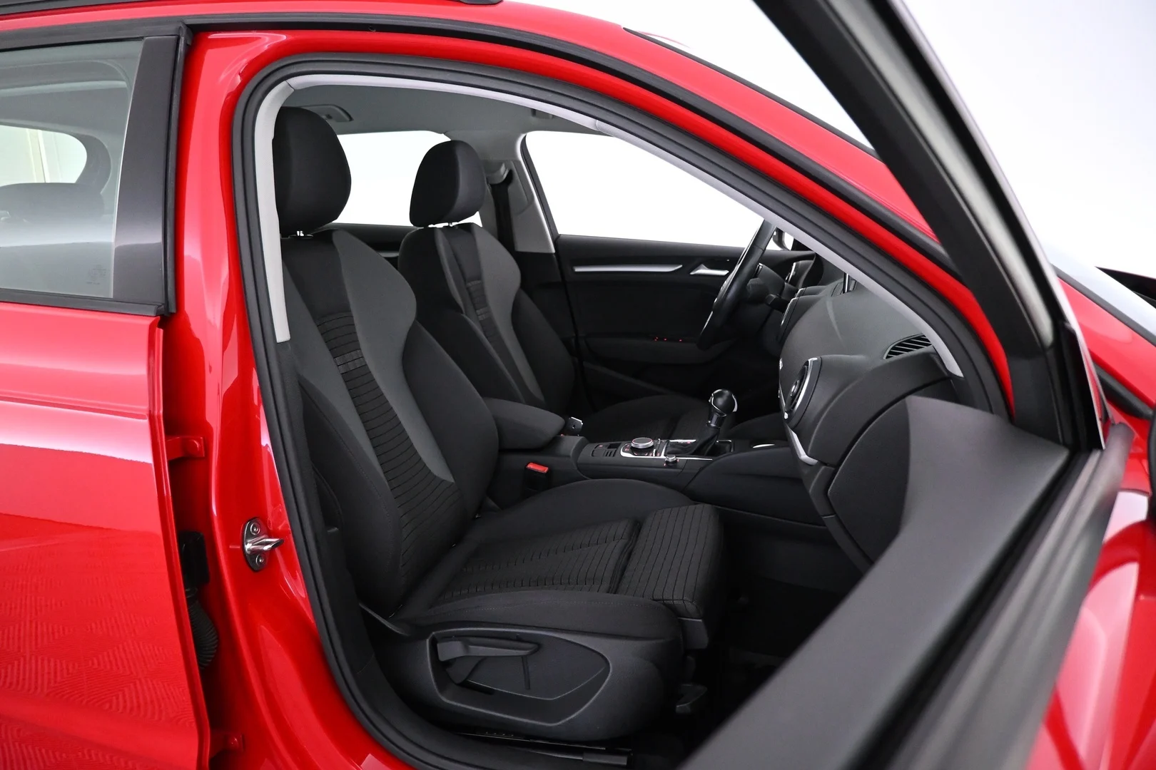 Car Image - 6xwnLx5BxqXByNABEuqcec