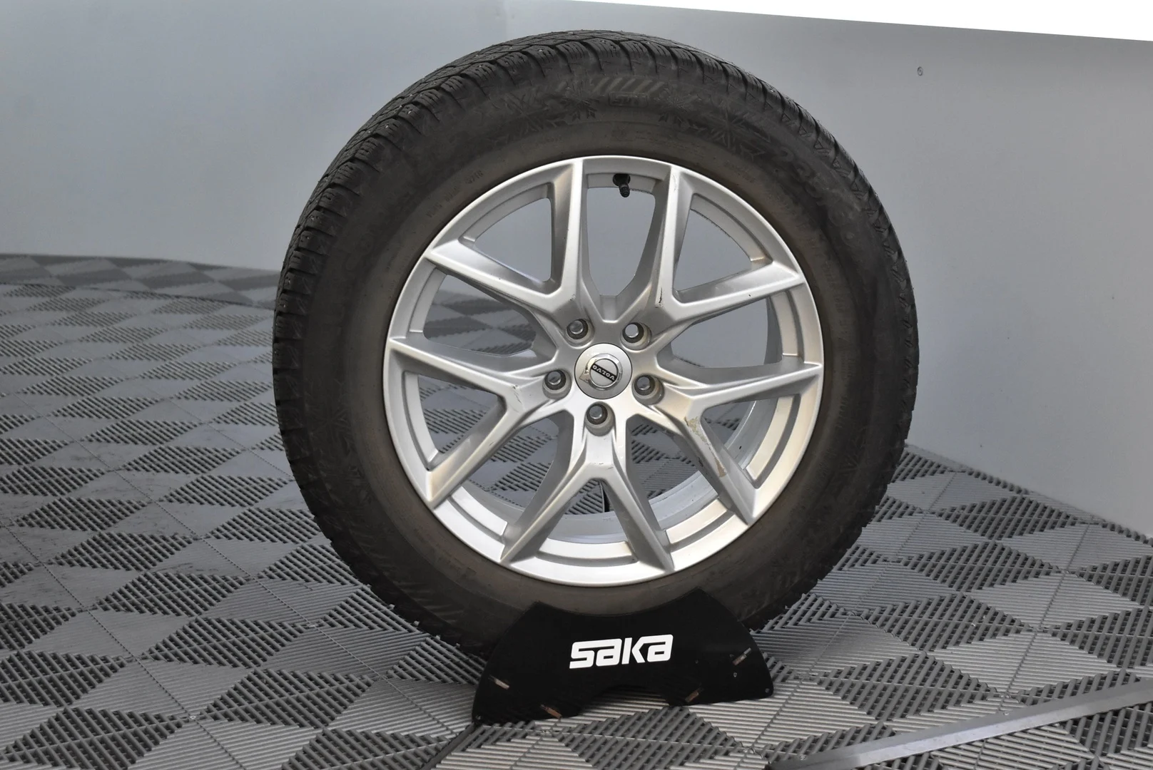 Car Image - 5o1OmrCNPMkfuOPJyd0Q9g