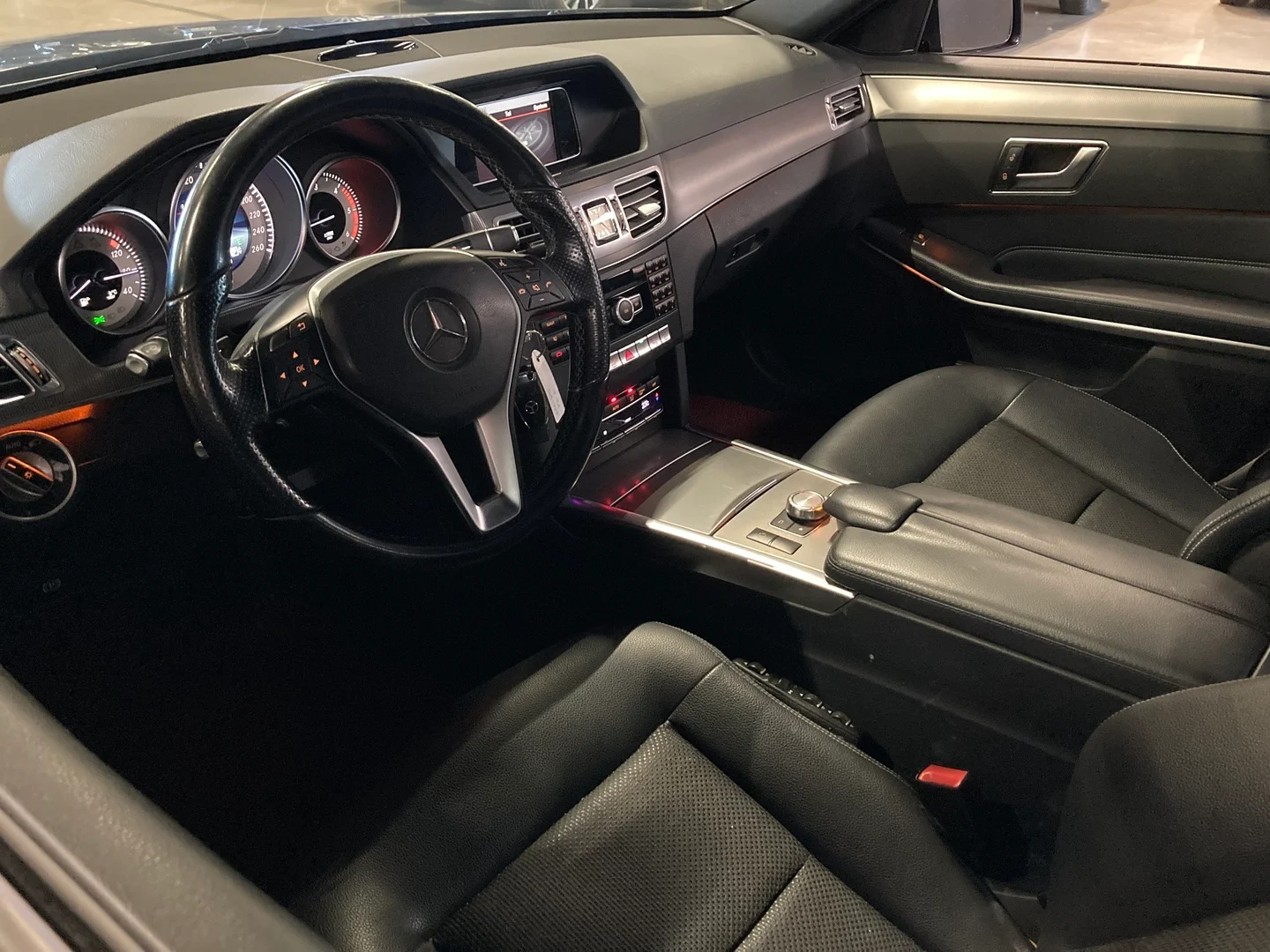 Car Image - 2wdg6TDB0OtvW3JE5UtfZr