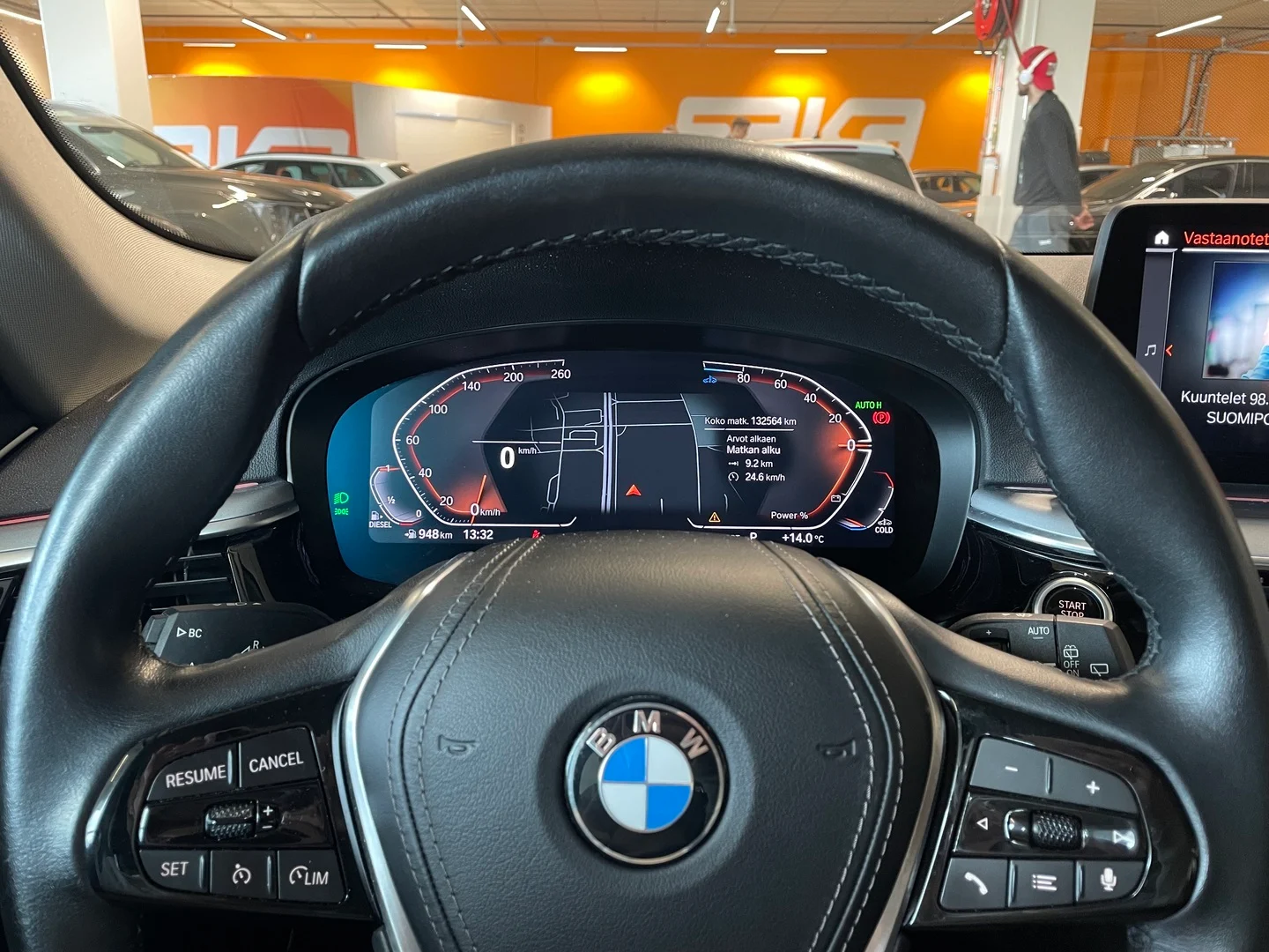 Car Image - 24I73UpiGtB3IxS43OGdEf