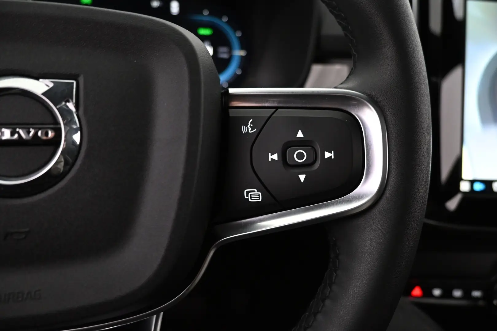 Car Image - 3QUSGtyxDFn3nU3go9embl
