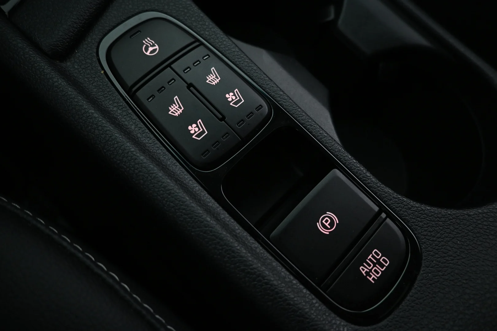 Car Image - 7bWdHtzMXYms4nleEFAVfj