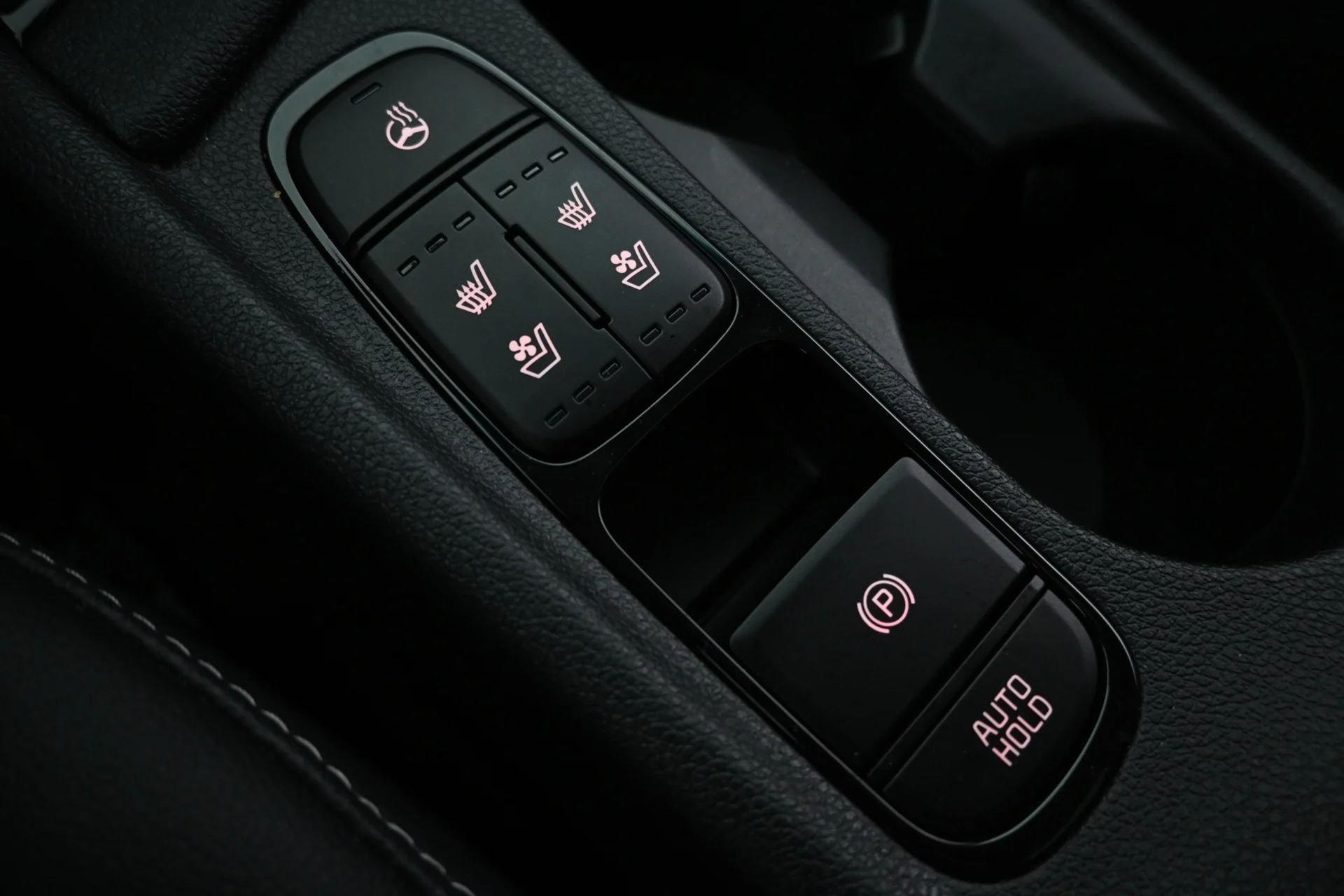 Car Image - 7bWdHtzMXYms4nleEFAVfj