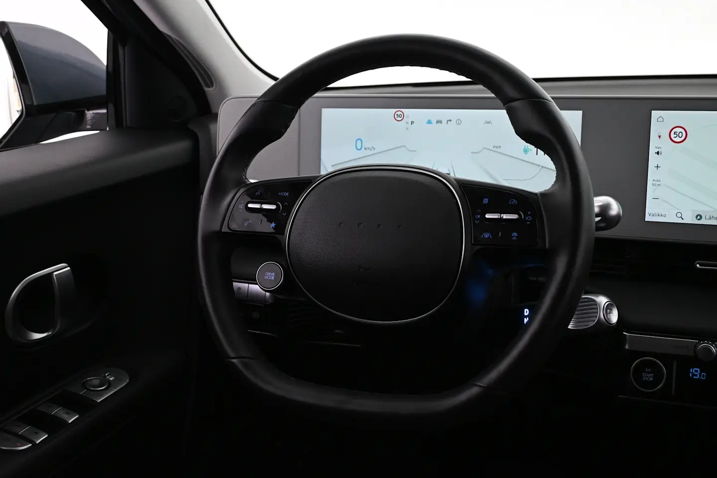 Car Image - 4cyuAgJRDXW3w6N942KCaD