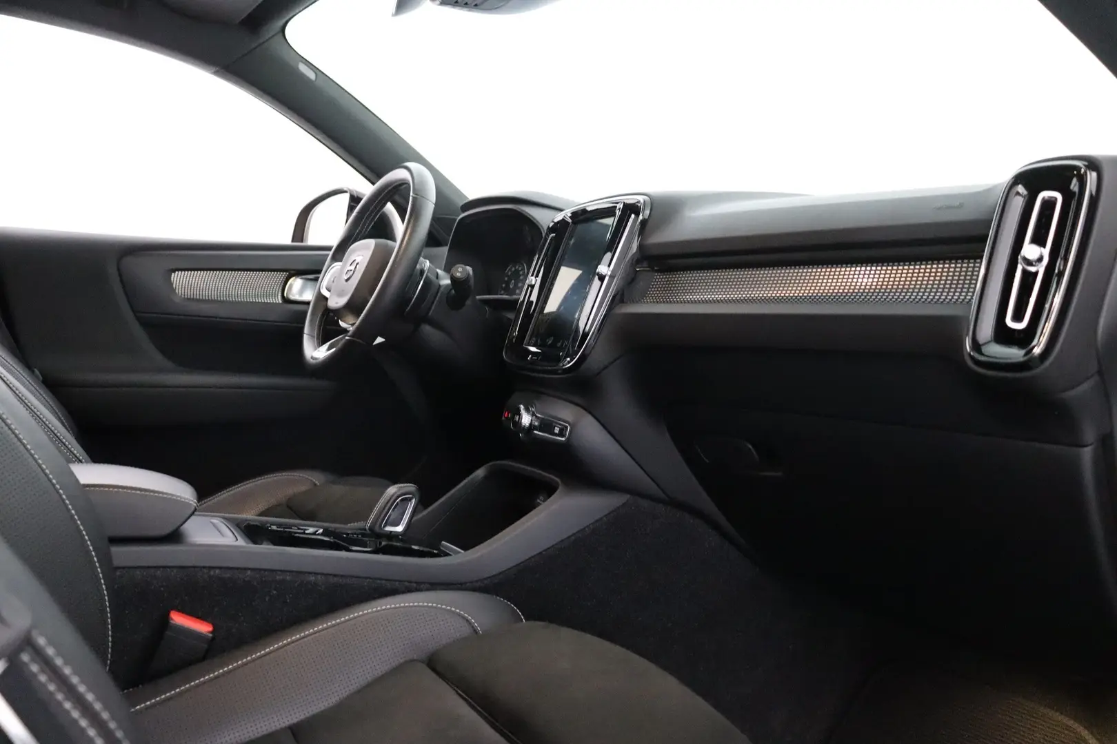 Car Image - 3fFQ8koZCM7MTaO1KLSX3j