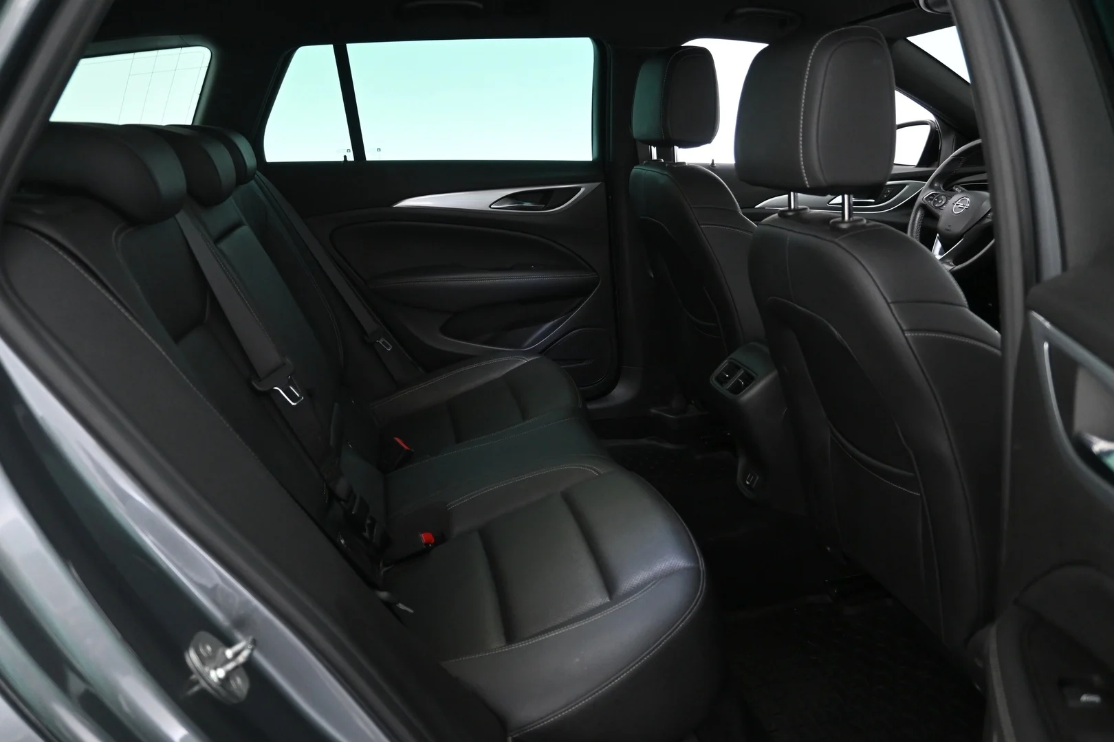 Car Image - 3Oq7WLX41s8nsFG7EqApjc