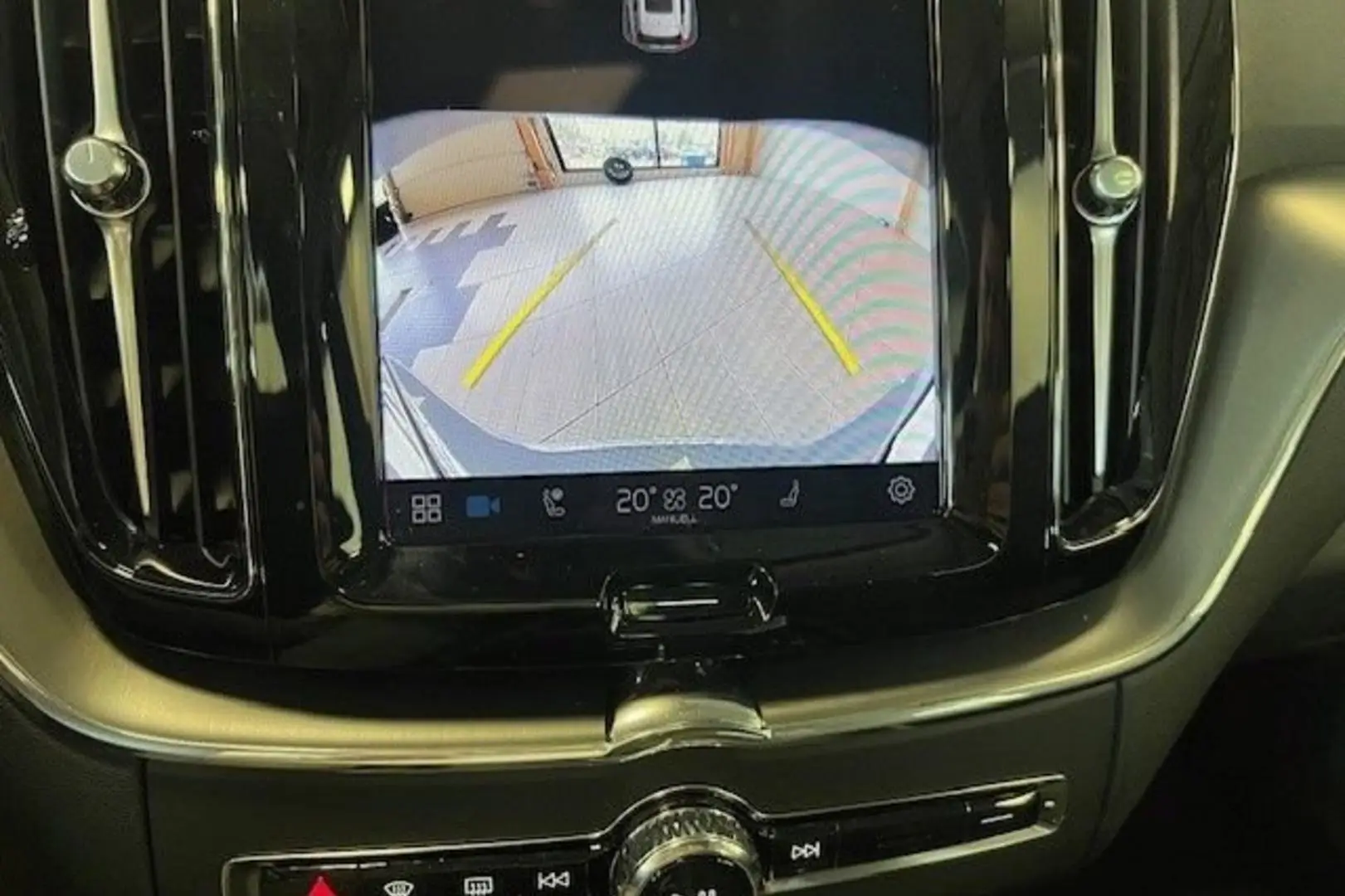 Car Image - iaZ5olY09urj6vPSUCVM4