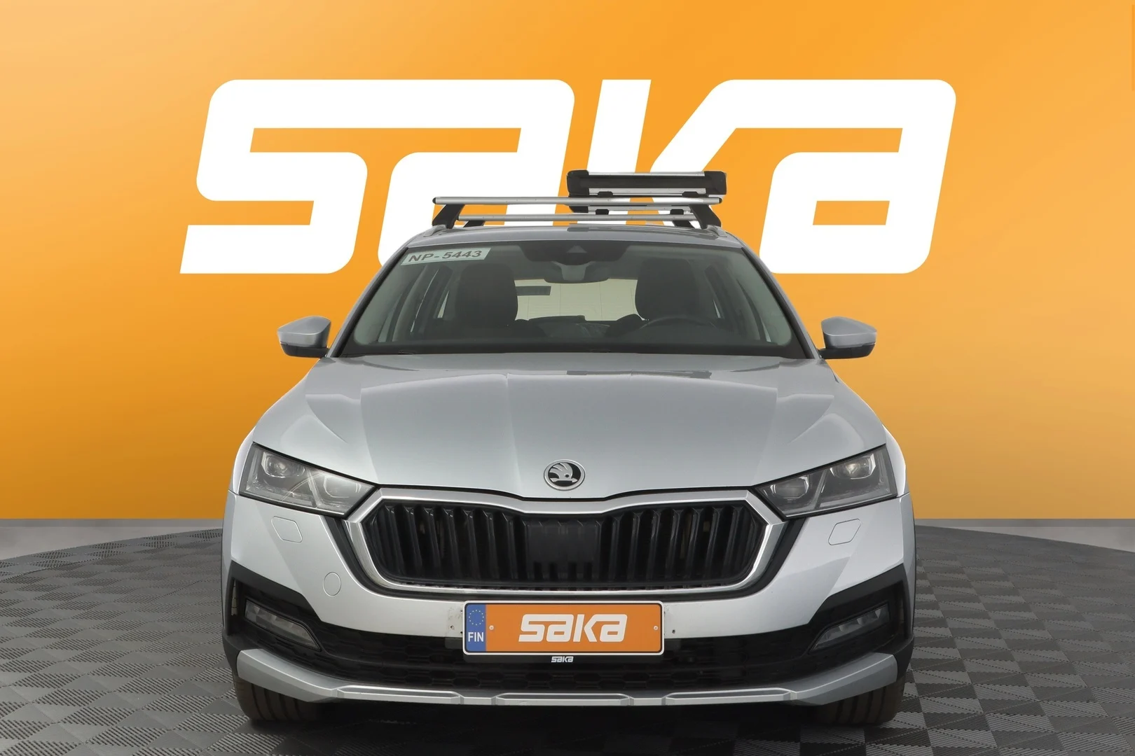 Car Image - 2EfkNSnuqorMw3kbl50LBk