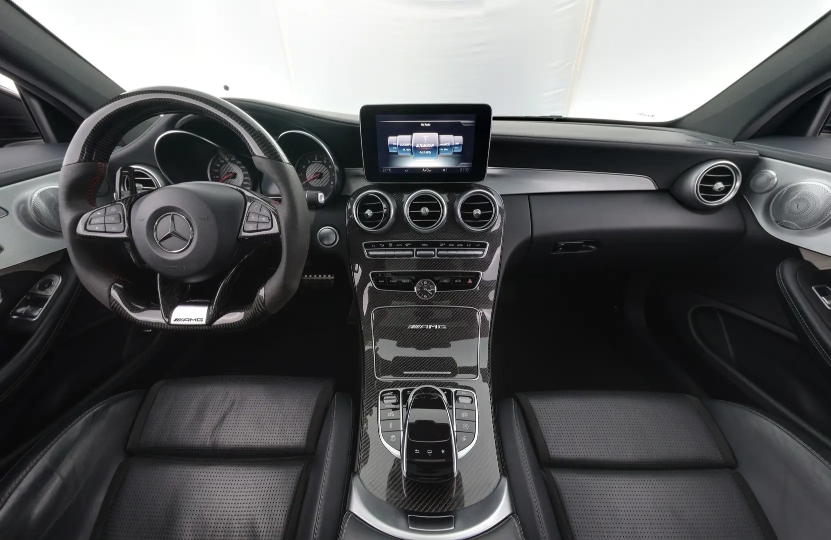 Car Image - 5UtzowFls2S3QdHfGVndjF
