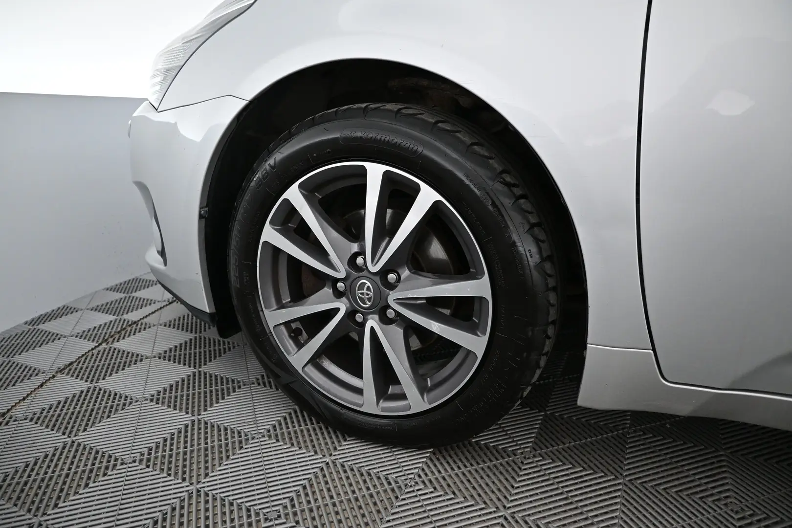 Car Image - 6FsD9h0852Xc6EBlCSSSan