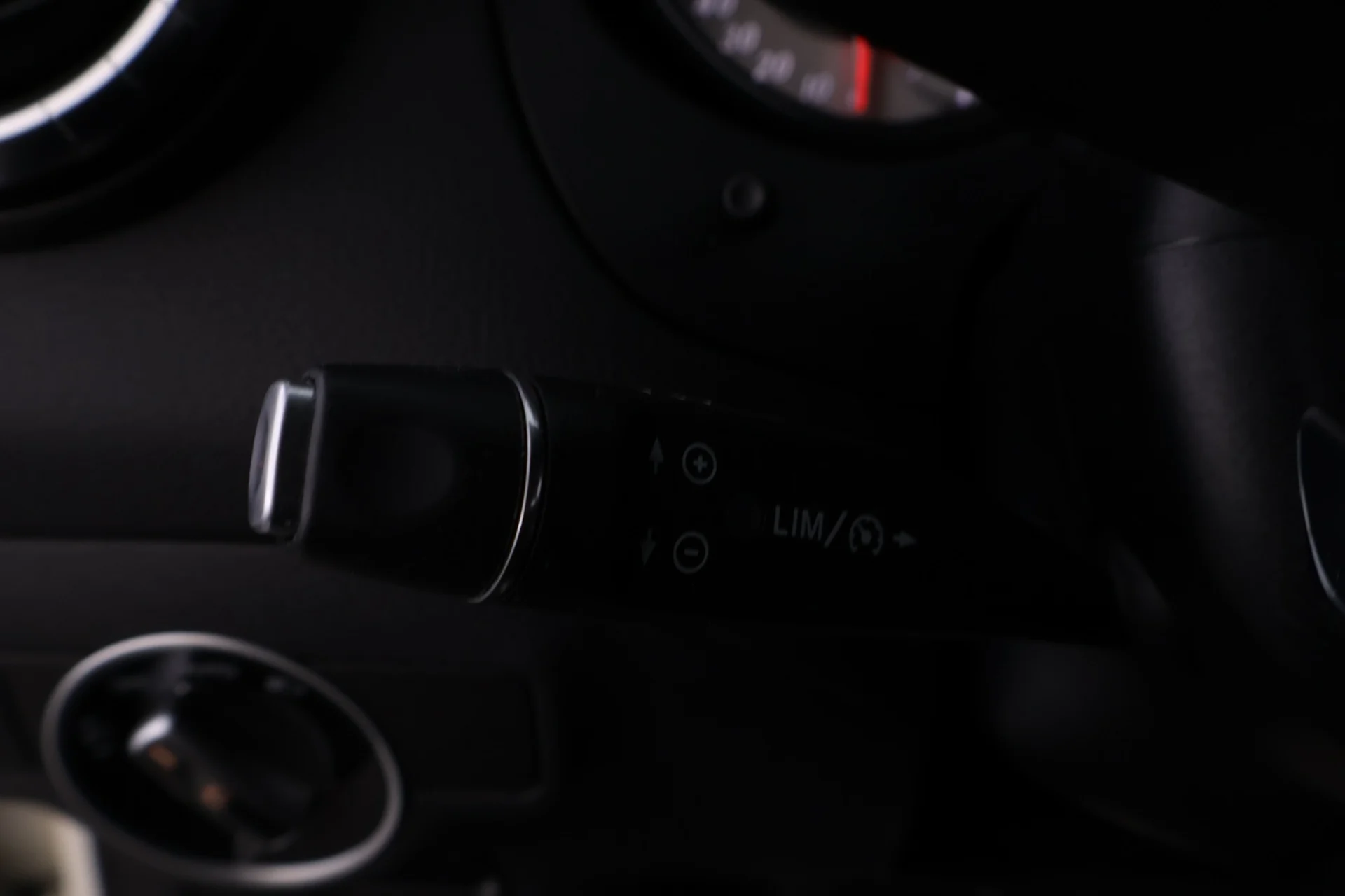 Car Image - oPgjudDCEegPQ4NLec4bf