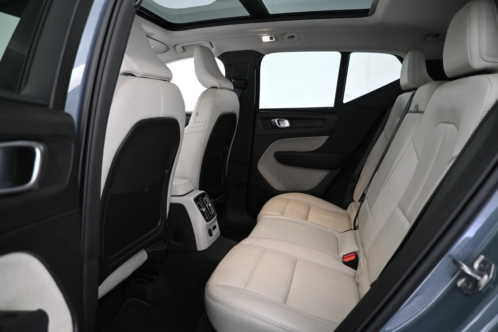 Car Image - 1J9CQYtfvJbc53ZP4S6aTo