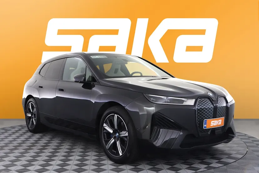 BMW iX