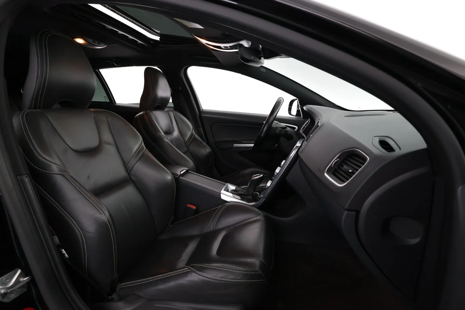 Car Image - 4I2456XxhMHPgcx5eQCjwM