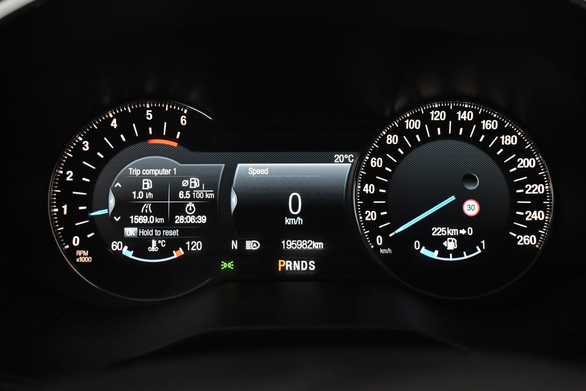 Car Image - bAo5caeL3b3eIEMPE7T9V