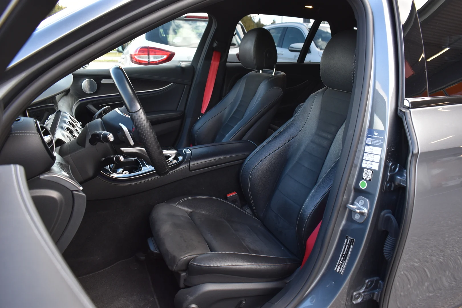 Car Image - 3S6IUm62X34fzaJ5h1Z4lR