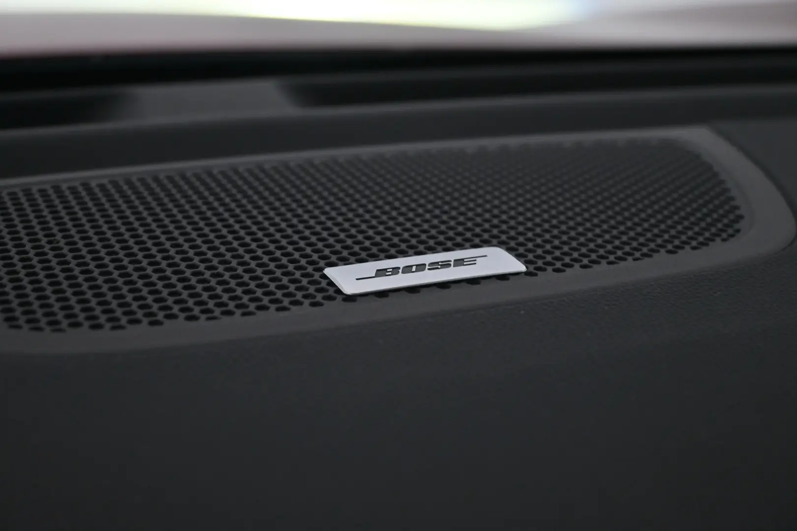 Car Image - 46jN0kBdXzrwwAGIuE90i0