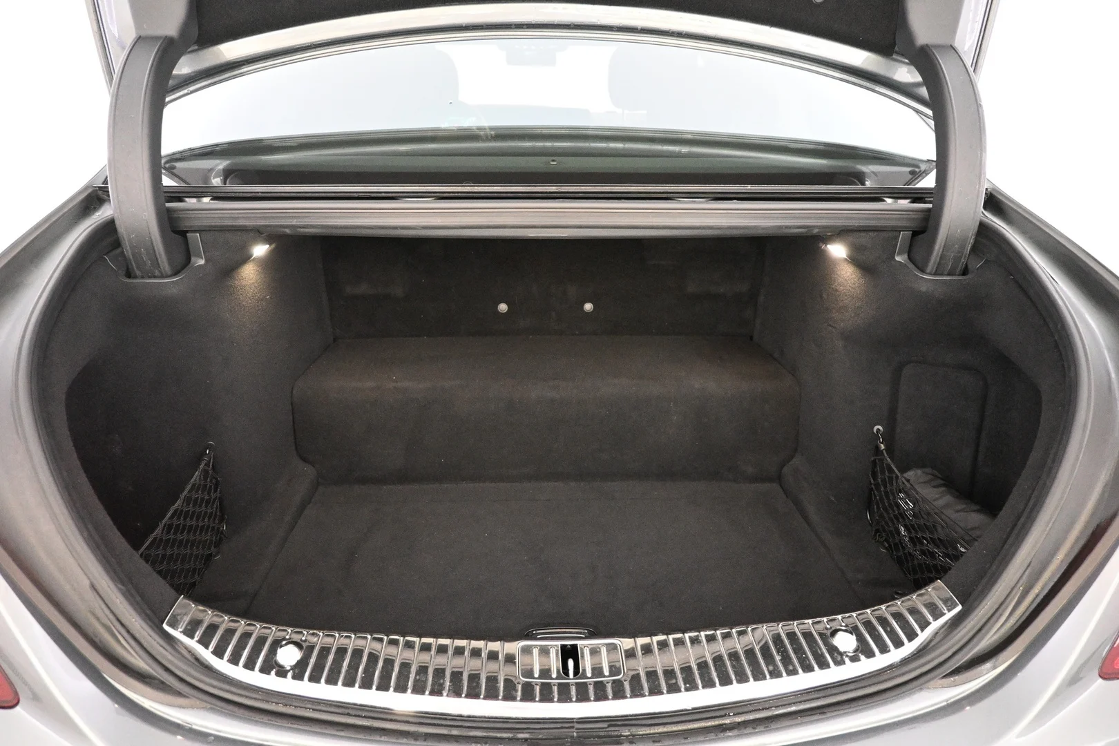 Car Image - 3U1zI9cXg12rbPdq04SogI