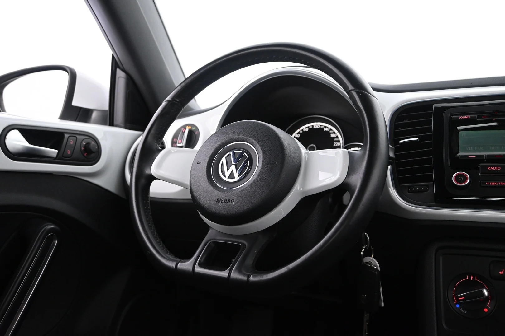 Car Image - 2rY1hAMRHXKXXssoeoayOt