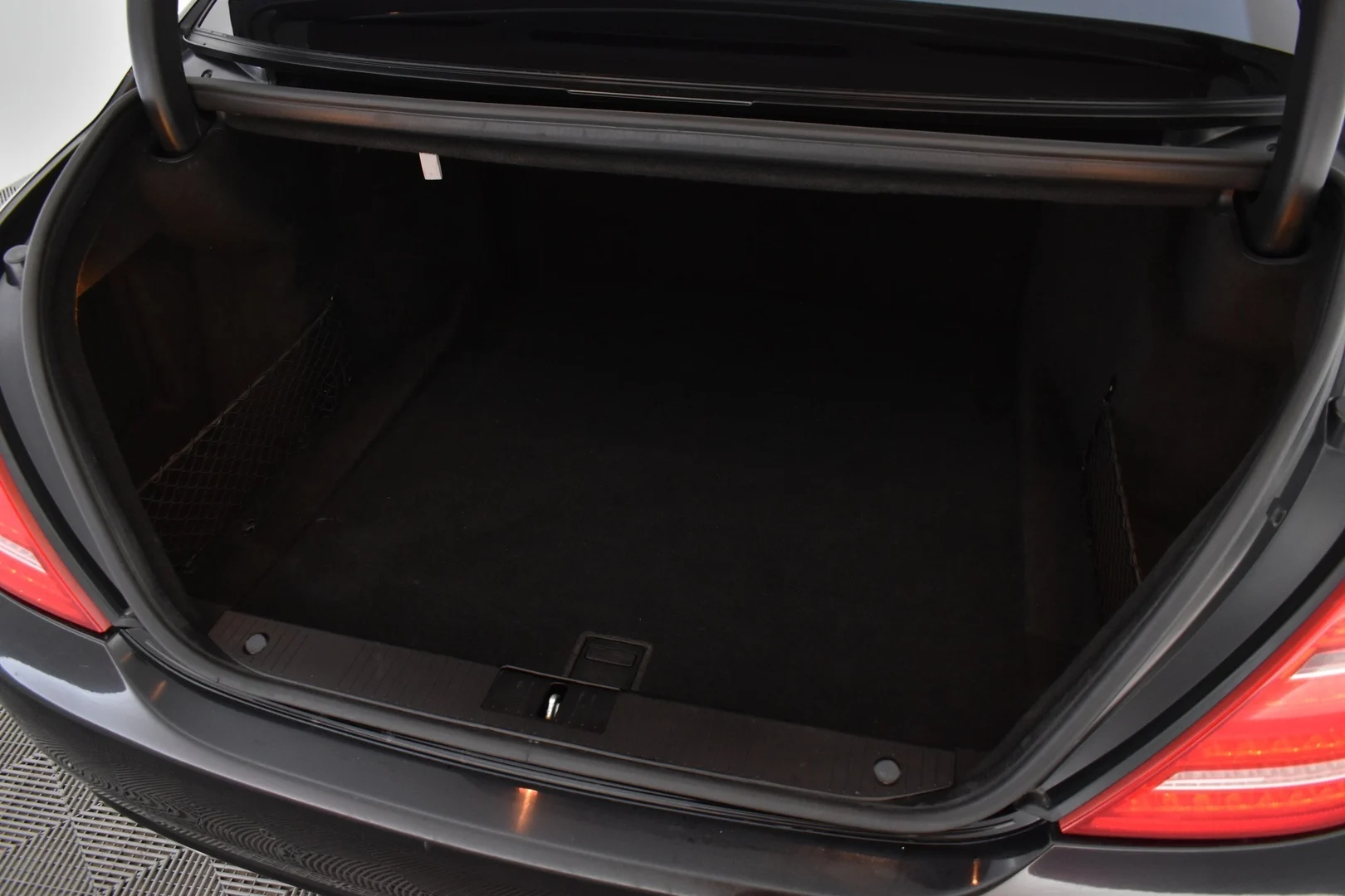 Car Image - 77xM3zPCrzL73sQb3sfyeU
