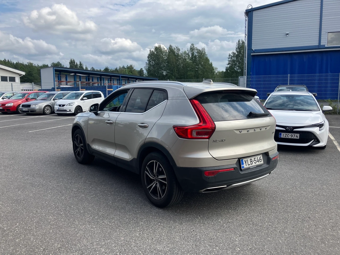Car Image - 6PCozKguEvCtYHEvqdO3oS
