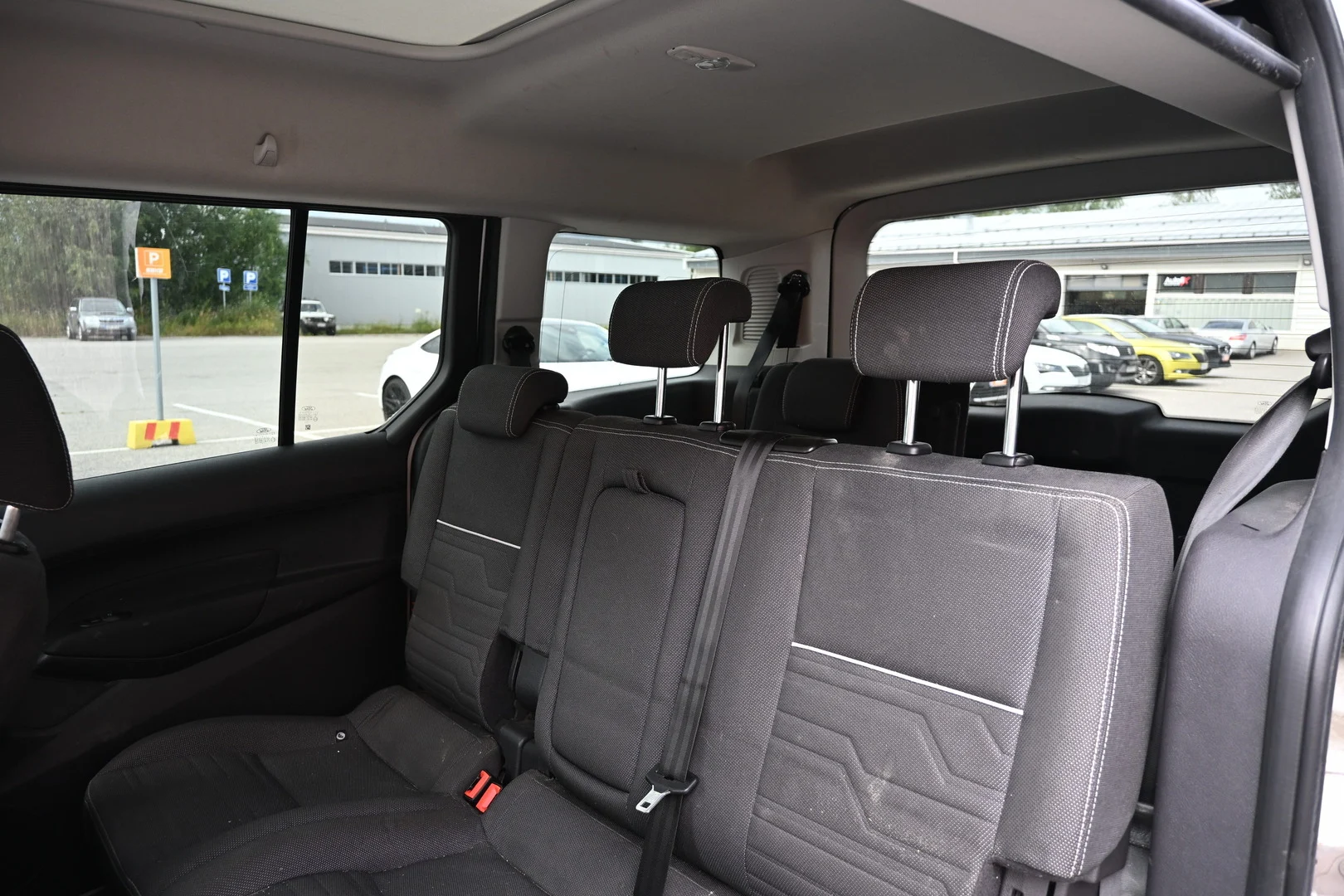 Car Image - 7ob5VrEb5DtA9Ee66M6jX2