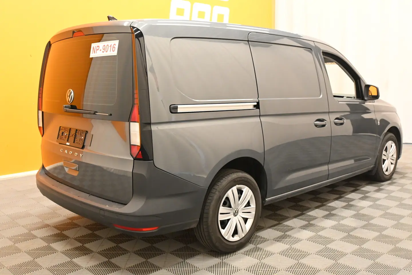 Car Image - 577MRx1Zw0rPGOKA8LWm8L