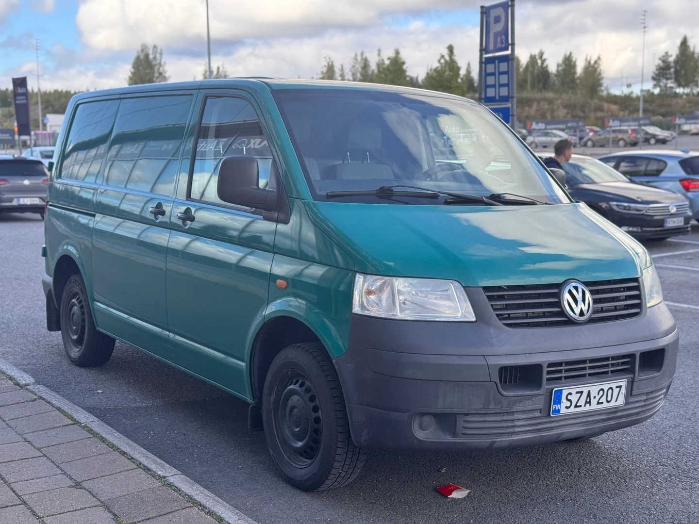 Car Image - 1Z7PZjNRsy4o2vc4RiHiI7