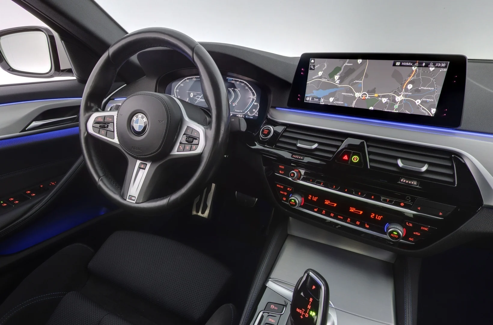 Car Image - 4WyKbKC3pCYgWu9n8LhiV4