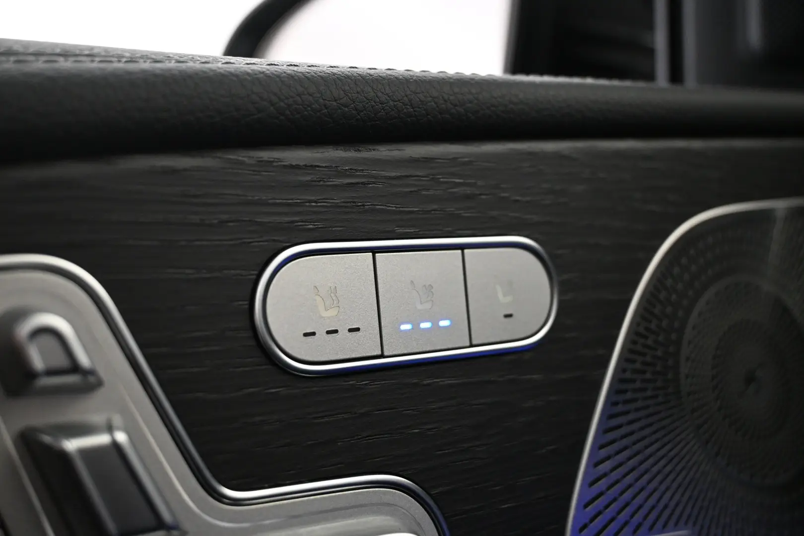 Car Image - 3FqkHhdu4wVBHV0i10a7ec