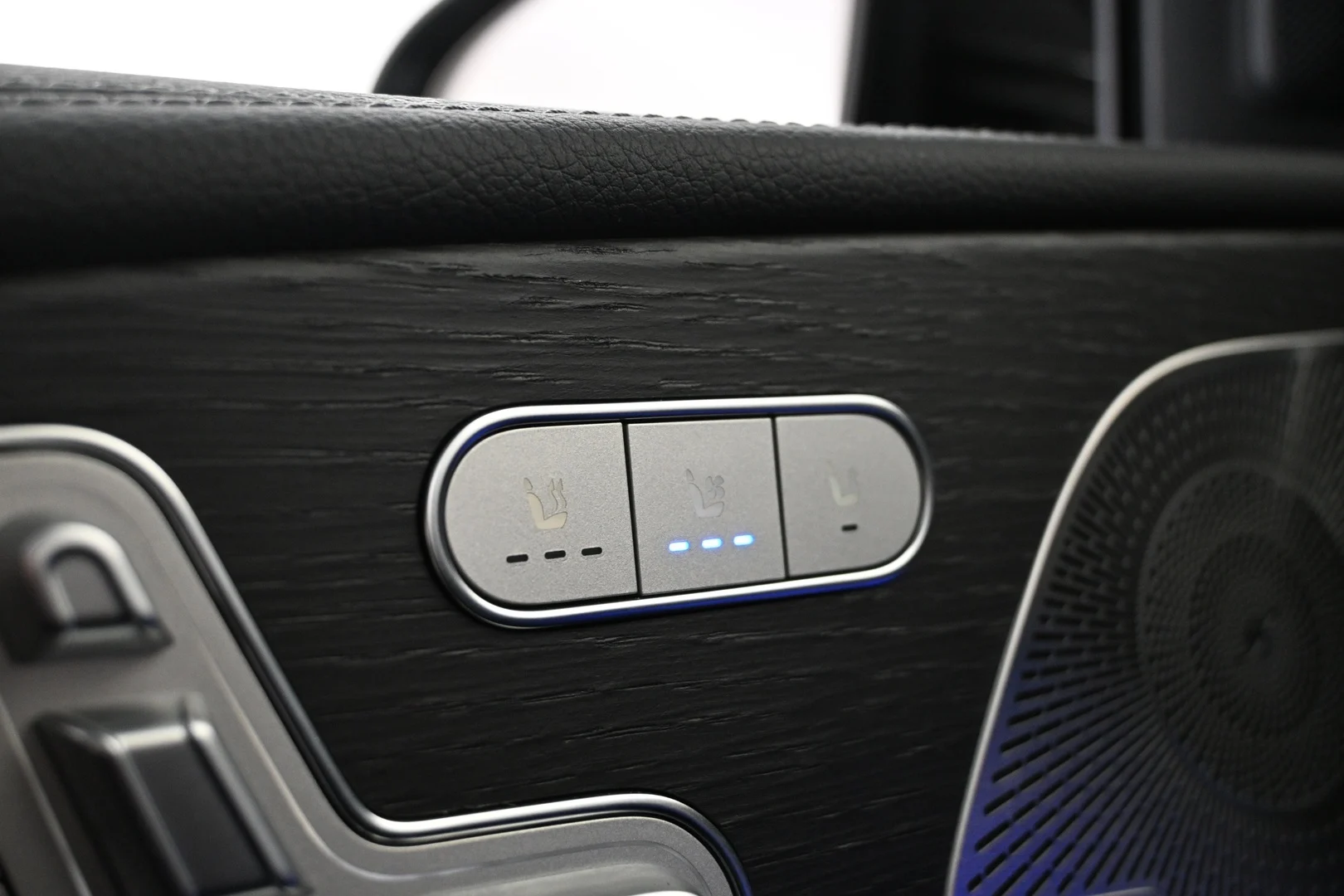 Car Image - 3FqkHhdu4wVBHV0i10a7ec