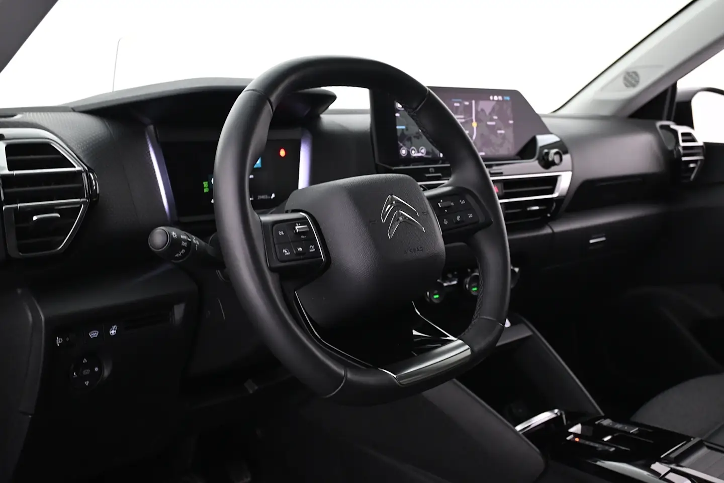 Car Image - F8gdf1eQfRfZ3XwGLguMB