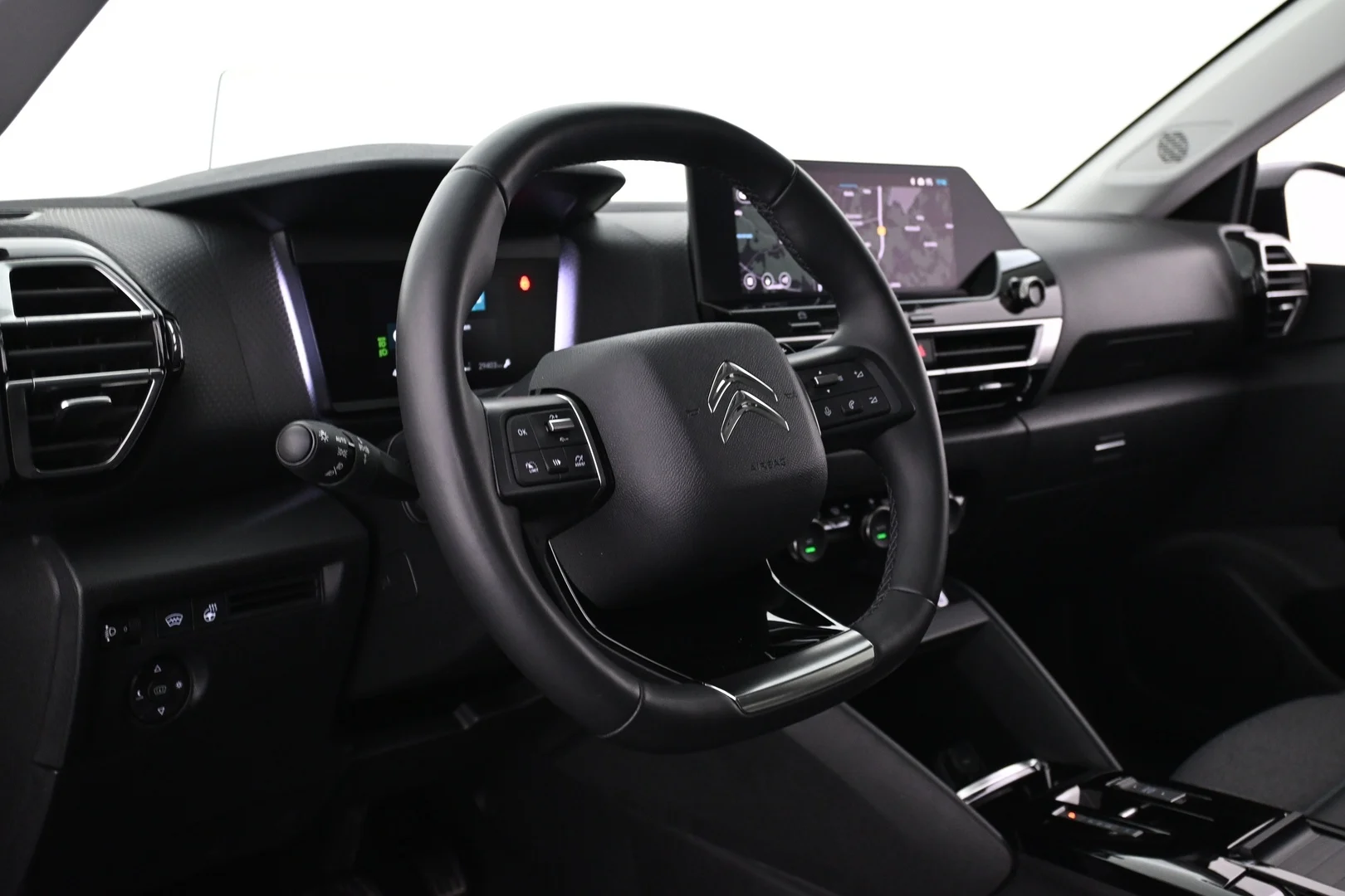 Car Image - F8gdf1eQfRfZ3XwGLguMB