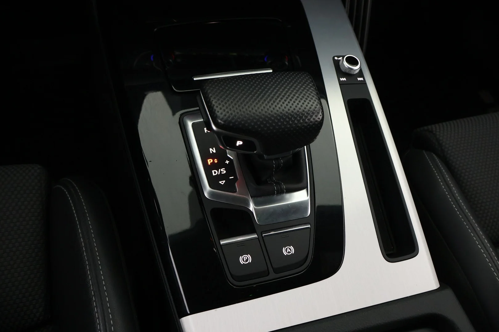 Car Image - 4N05sOMn7dzsPHDepxbOfh