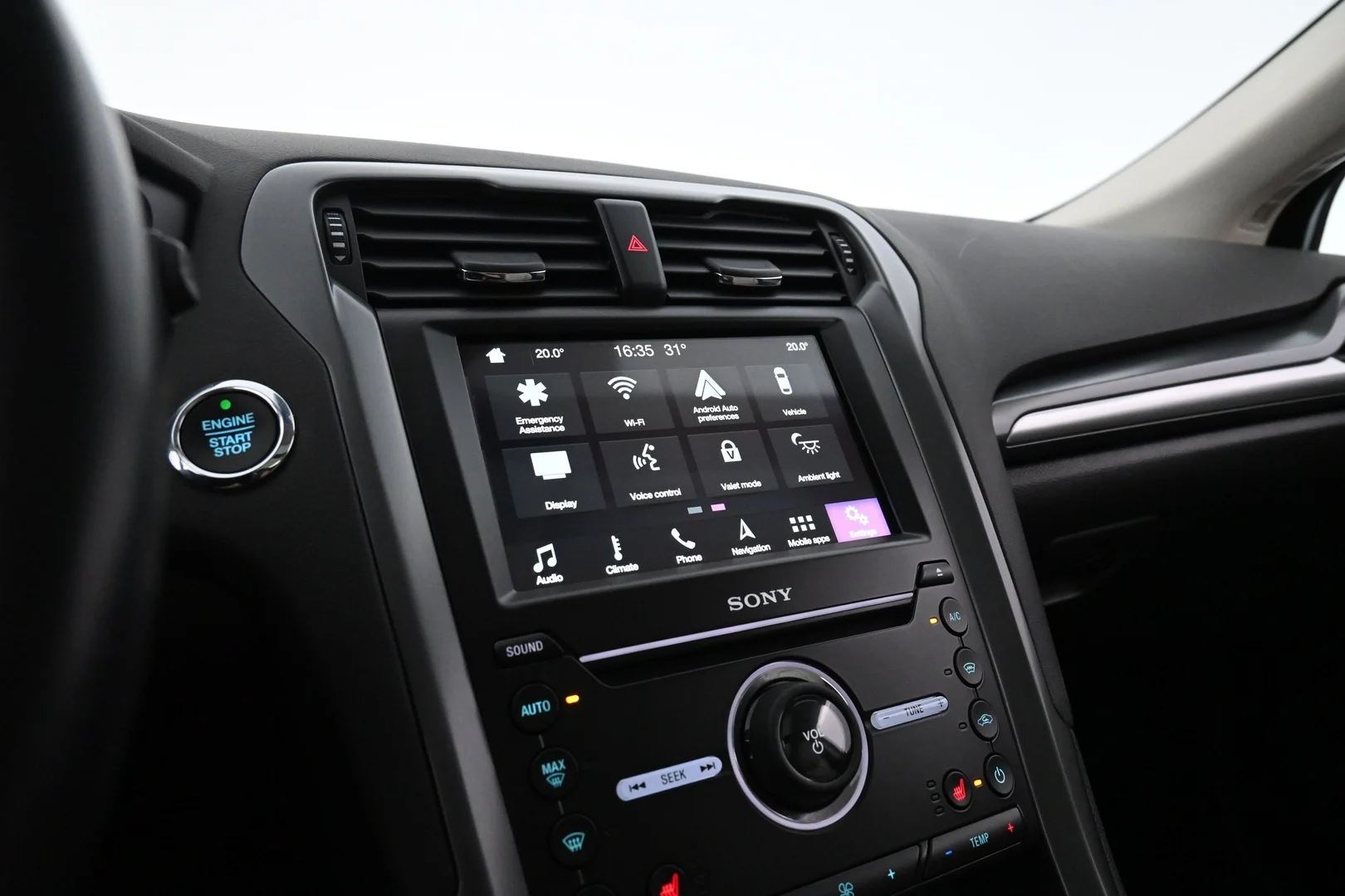 Car Image - bT3wZ27TtceL7gD34Y1rc