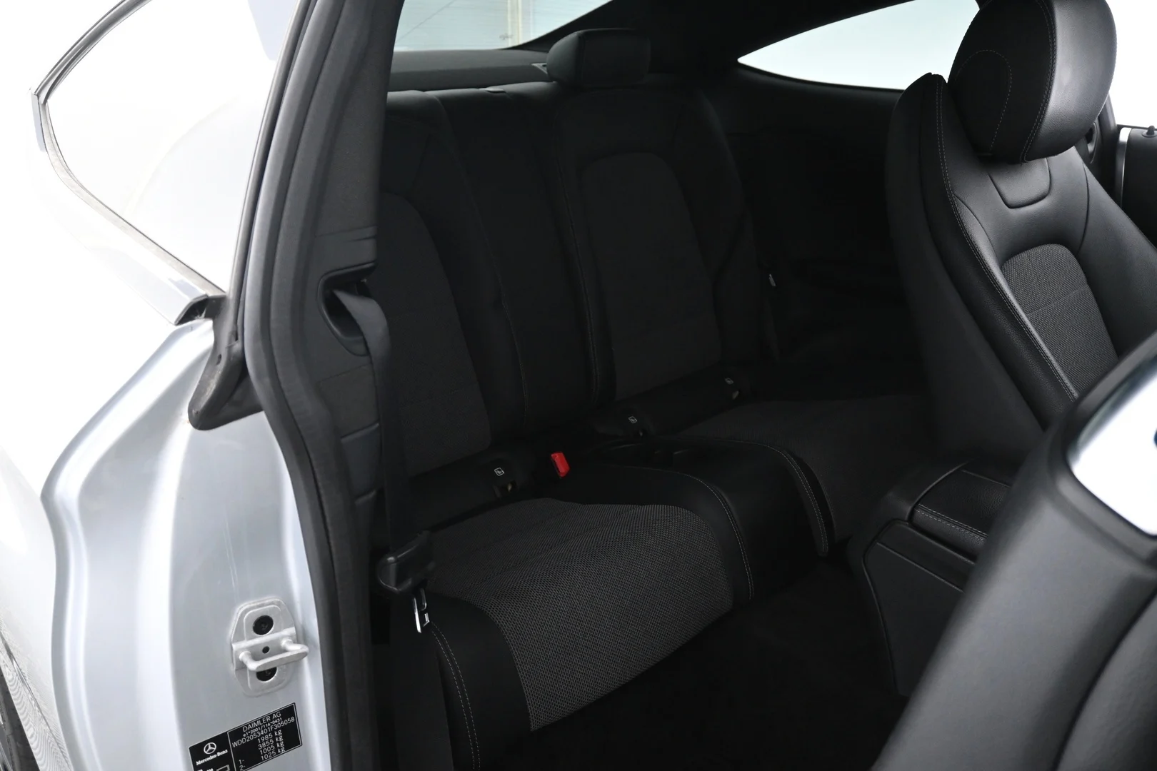 Car Image - 4UhoDgfqDD7OAkfyEvG5vn