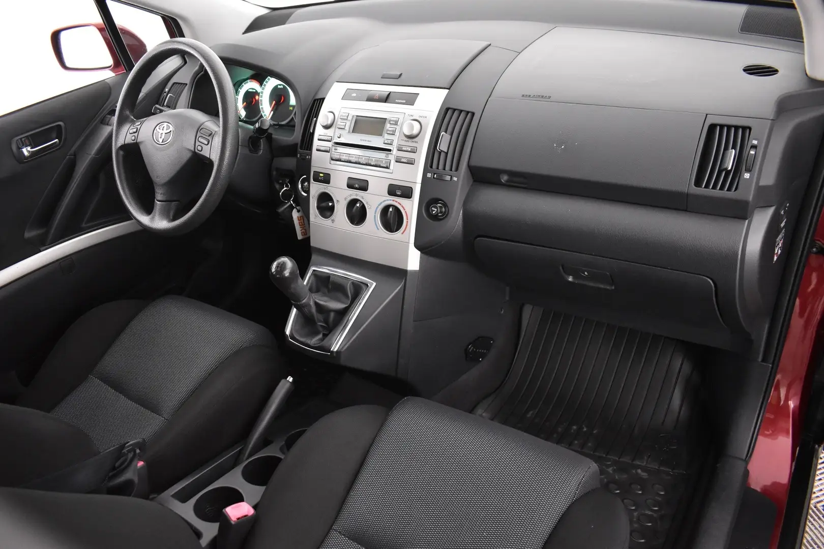 Car Image - 6NNY2N0V1bQ5Jy9XKRCxg8